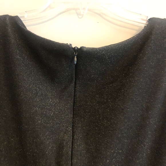 Adrianna Papell Black Gold Evening Dress - Picture 6 of 8